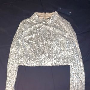 Long sleeve sparkle crop top